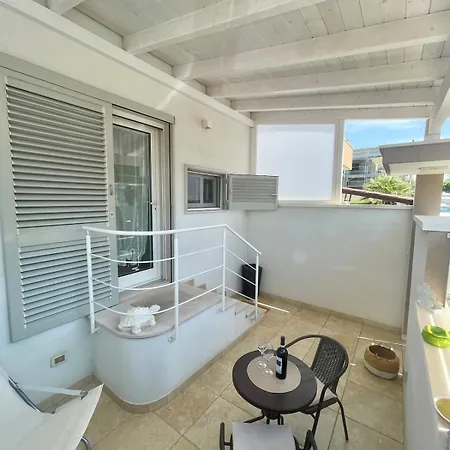 Maggio House Surbo